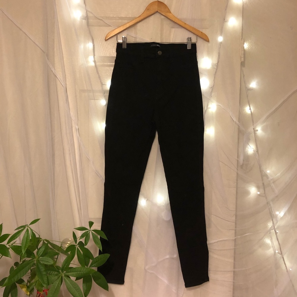 FashionNova Highwaist black Denim pant